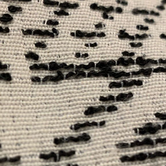 MERONA SHORTS | SIZE 8 - Picture 3 of 4